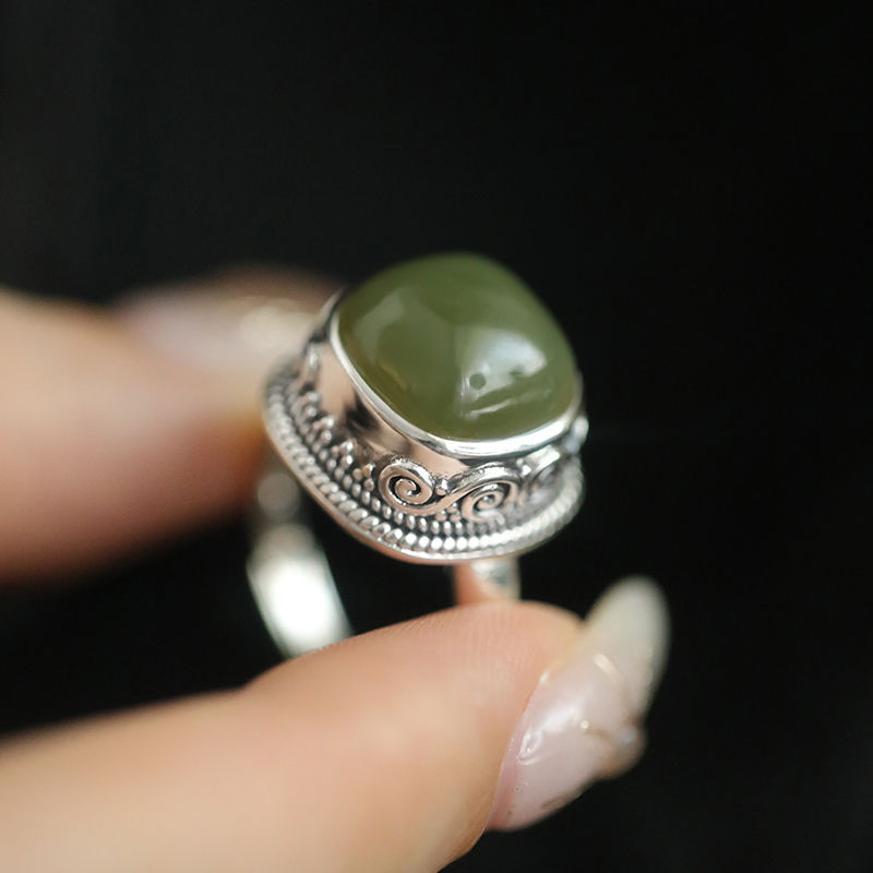 Green Square Retro Ring