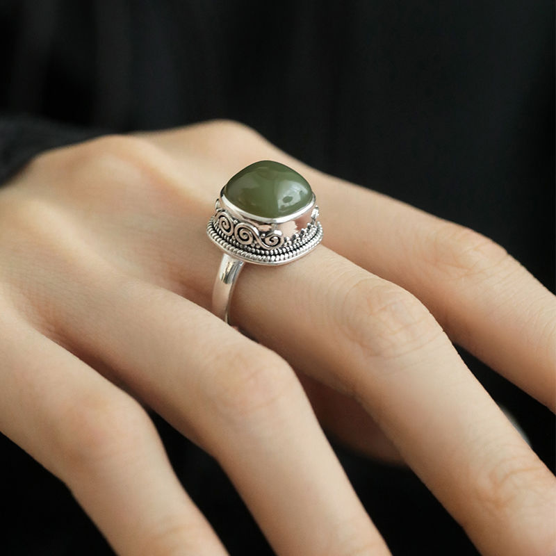 Green Square Retro Ring