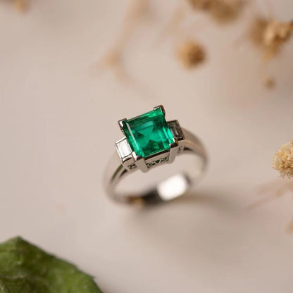 Colombian Emerald Ring, 925 Sterling Silver Setting, Minimalist Fresh Style