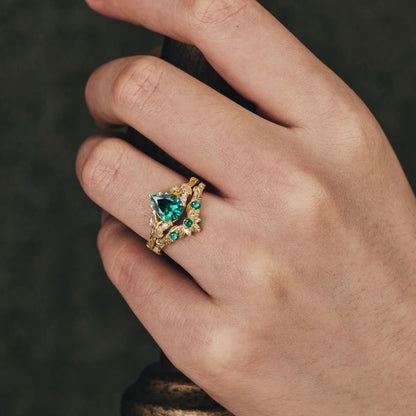 Emerald - Leaf Fantasy Ring