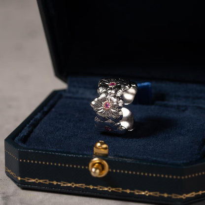 Eternal Daisy Gardenia Ring