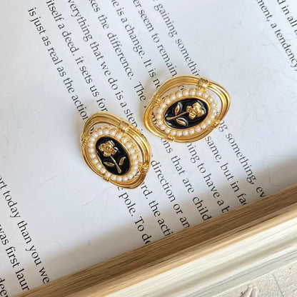 Vintage 3D Rose Elegant Earrings with Pearl and Gold Trim