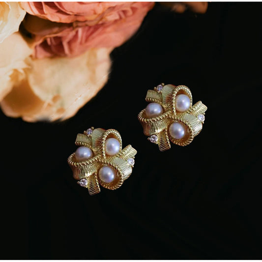 Vintage Versailles Pearl Earrings