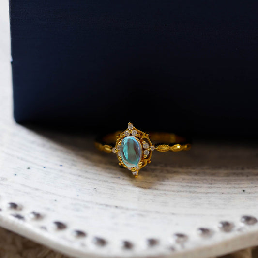 Moonlight Stone Vintage Palace Style Ring